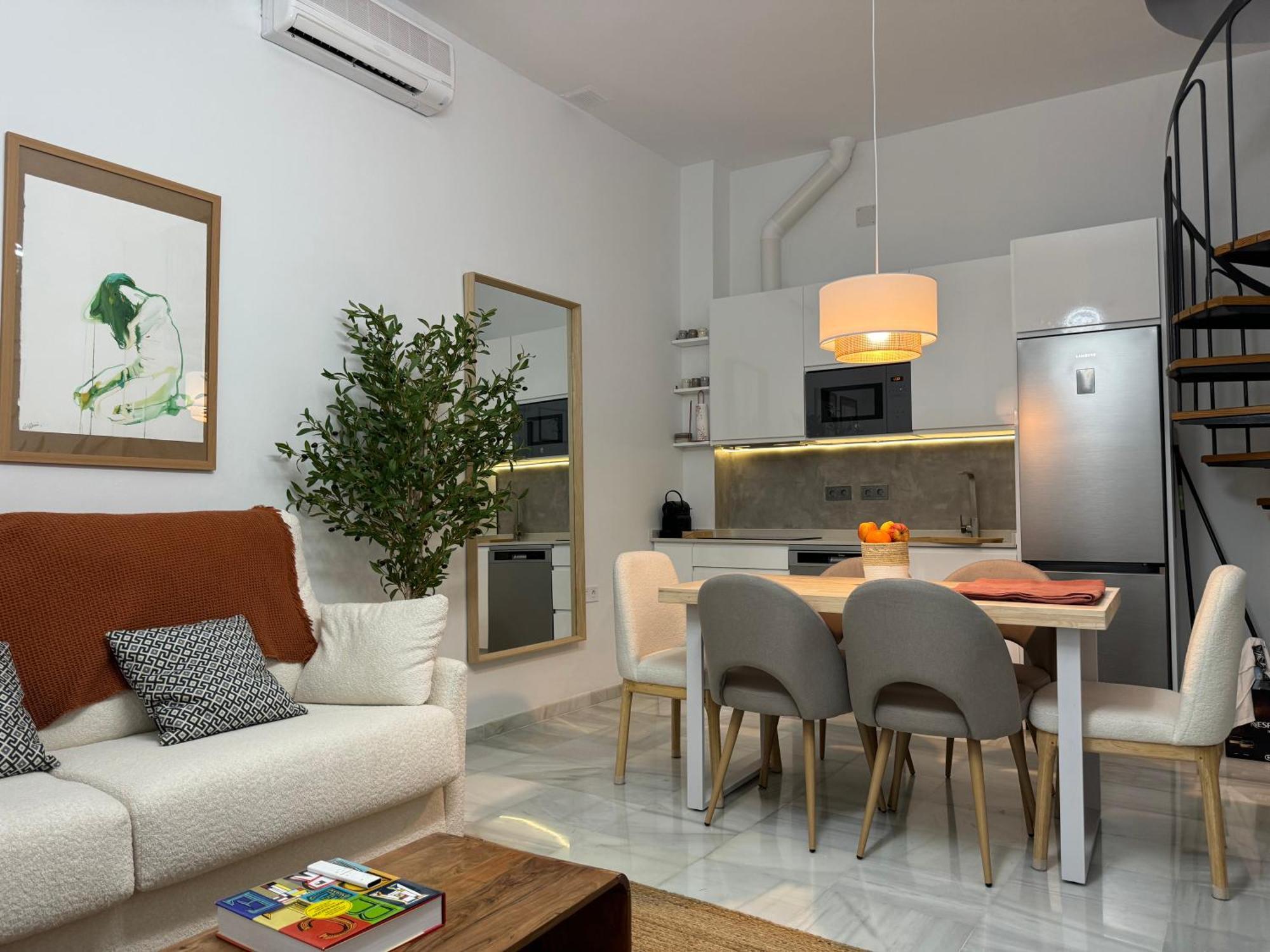 塞维利亚Casa Boutique Plaza De Armas -Townhouse-别墅 外观 照片
